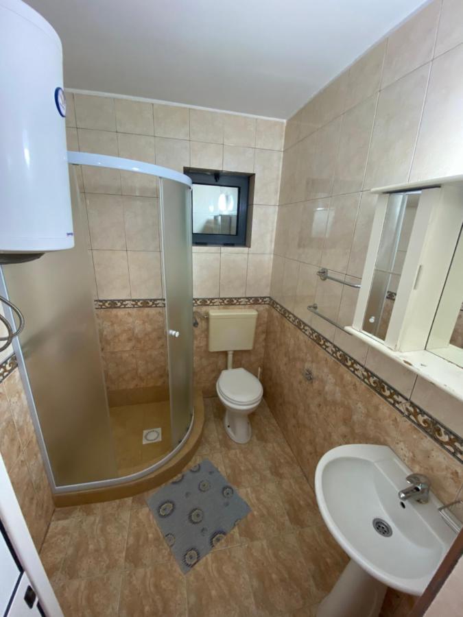 Apartments Toni Ulcinj Exterior photo
