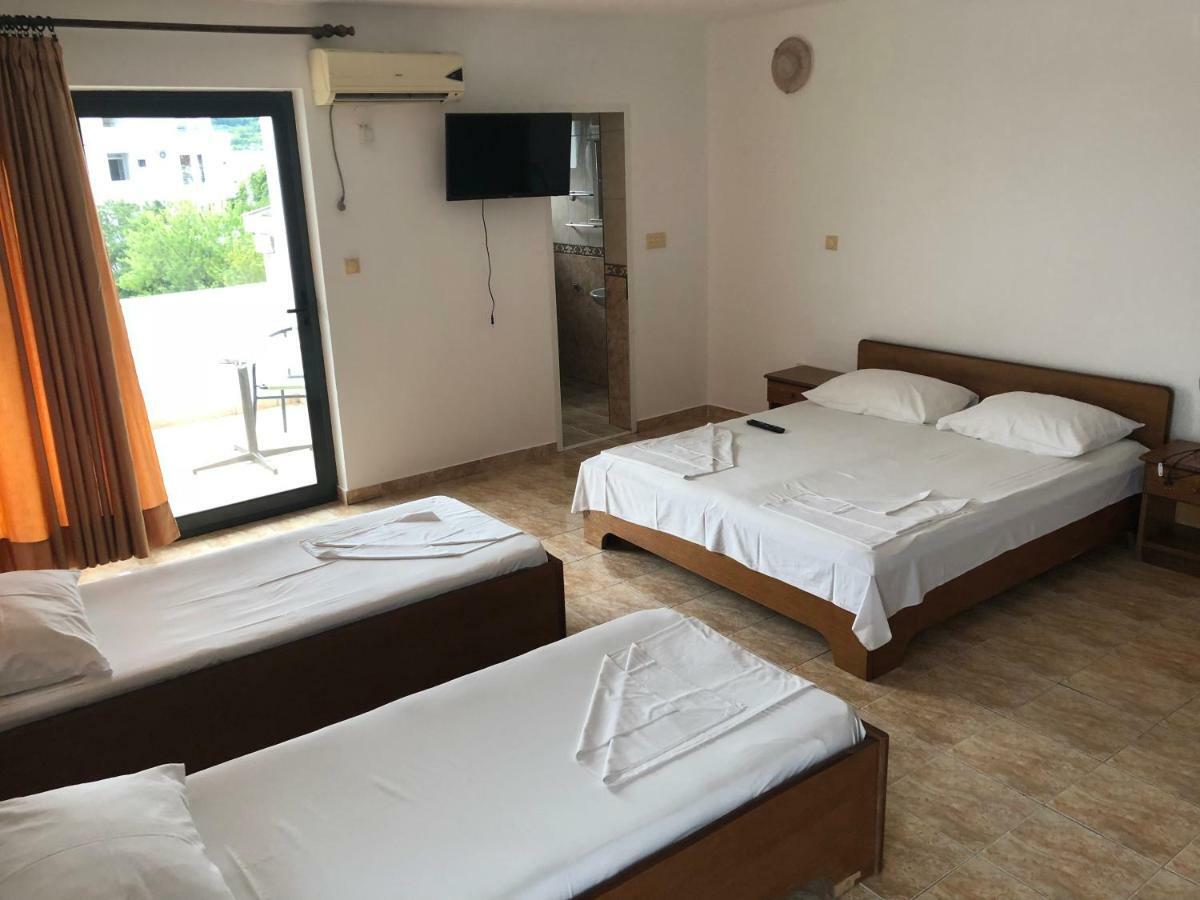 Apartments Toni Ulcinj Exterior photo