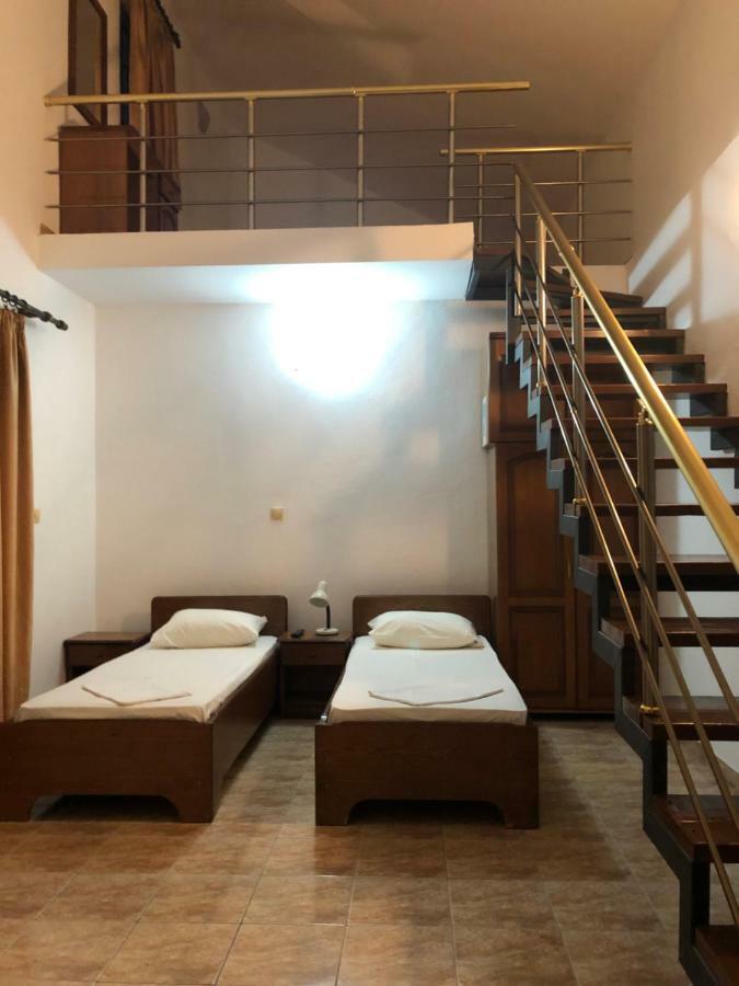 Apartments Toni Ulcinj Exterior photo